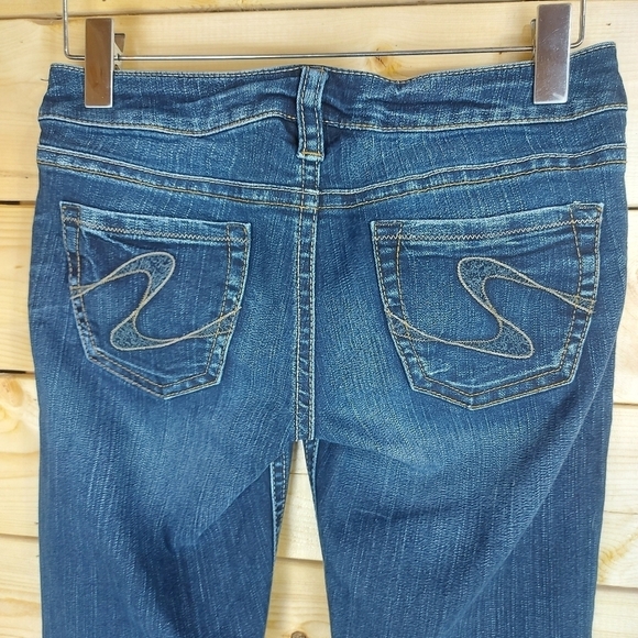 📣2/40$📣 SILVER Tuesday dark wash stretch jeans size 28 - Picture 6 of 8